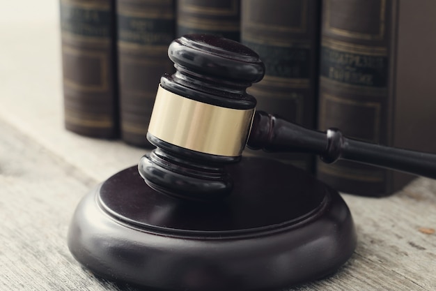 奇怪的事情：故事从85的预告片释放出一个突变的狄摩高根